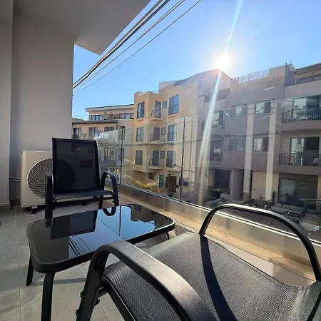 Htr Suites - 5 Minutes To St Julian'S By Haven And Keys Malta *