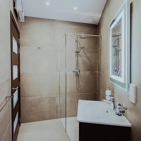 Htr - 5 Minutes To St Julian's By Haven And Keys Malta Apartament *